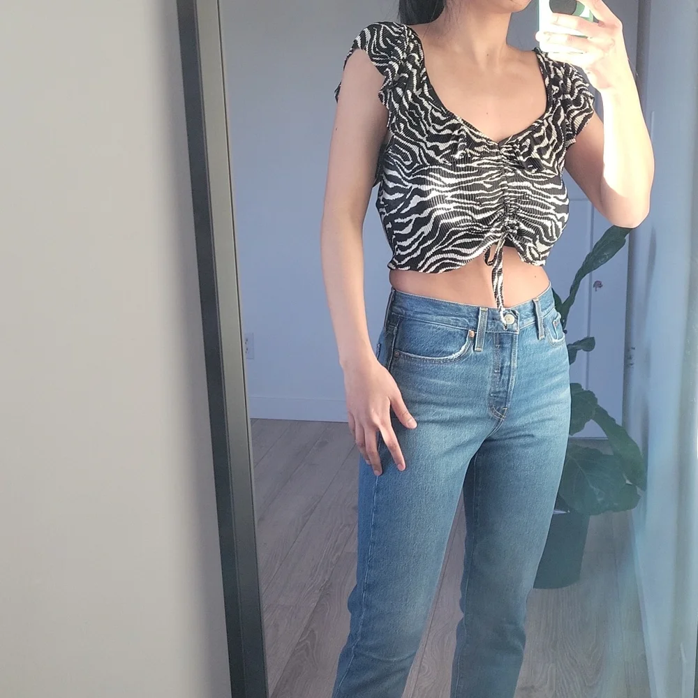 Zara pleated ruffled top - Picture 9 of 11